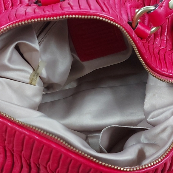 Pink/red coach purse - Picture 3 of 3